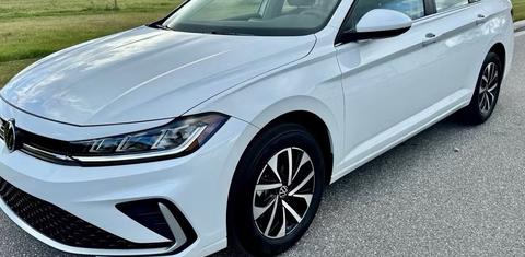 Volkswagen Jetta 2025