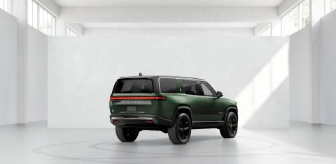 Rivian R1S 2023