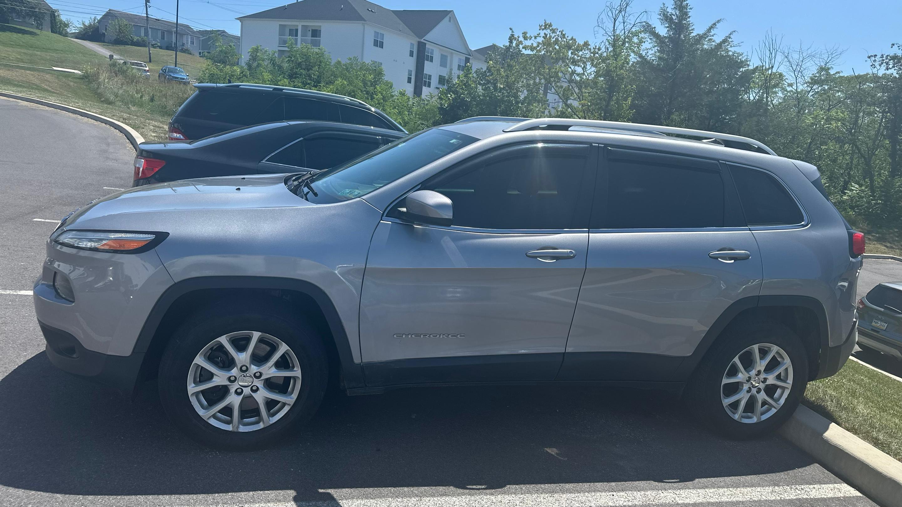 Jeep Cherokee 2016 in Chambersburg, PA