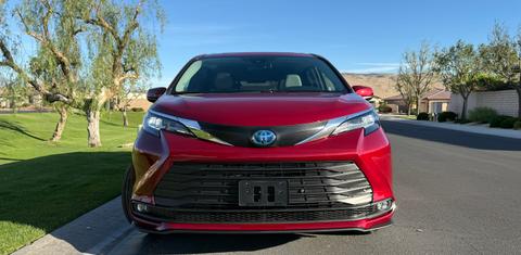 Toyota Sienna 2025