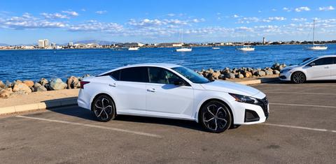 Nissan Altima 2023
