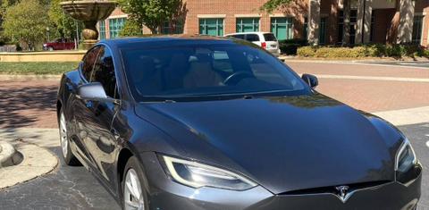 Tesla Model S 2016