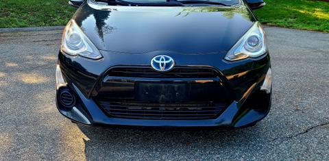 Toyota Prius c 2015