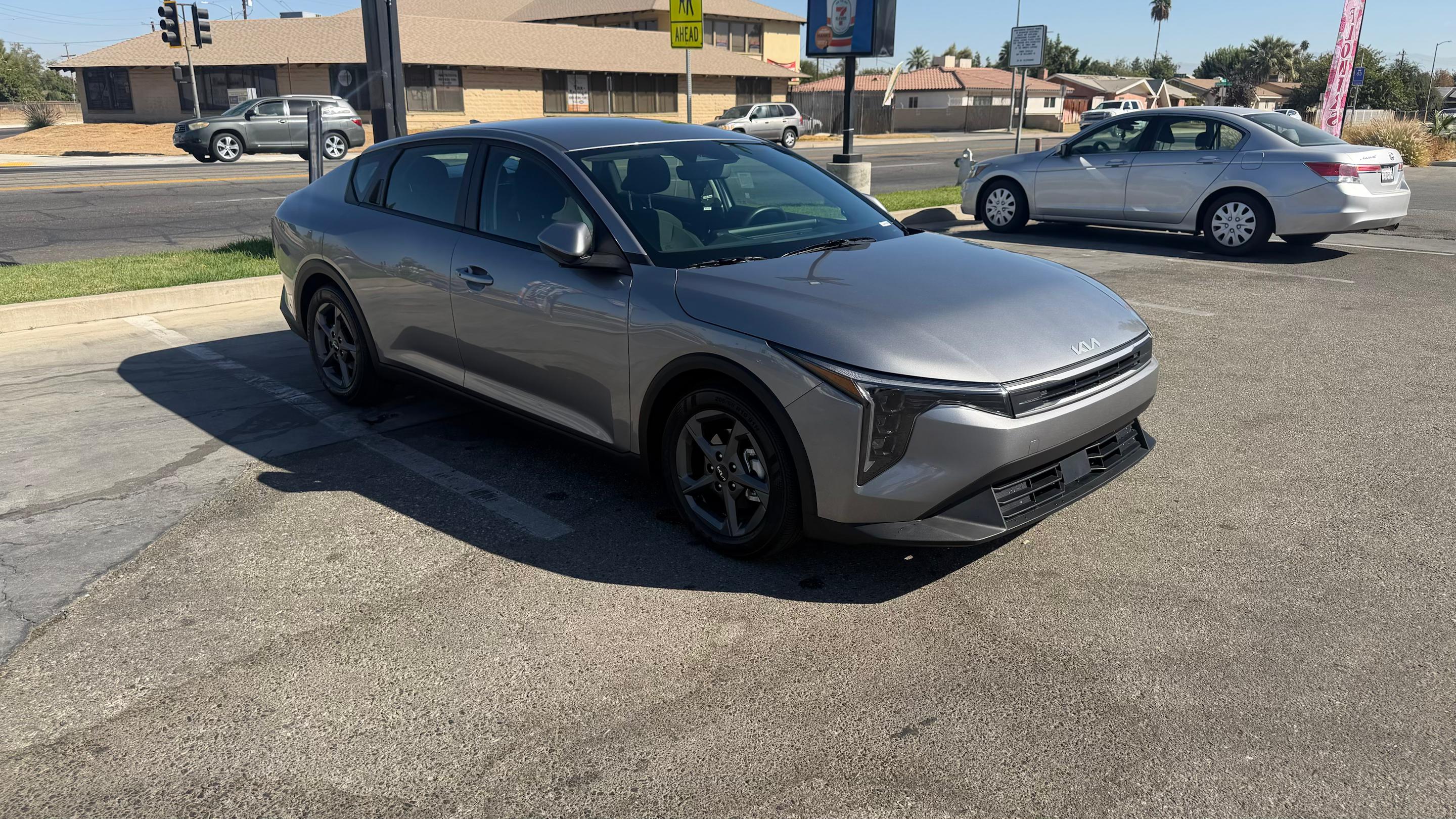 Kia K4 2026 in Bakersfield, CA
