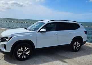 Volkswagen Atlas car