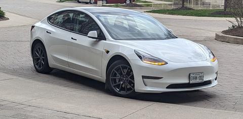 Tesla Model 3 2023