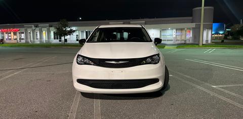 Chrysler Voyager 2024