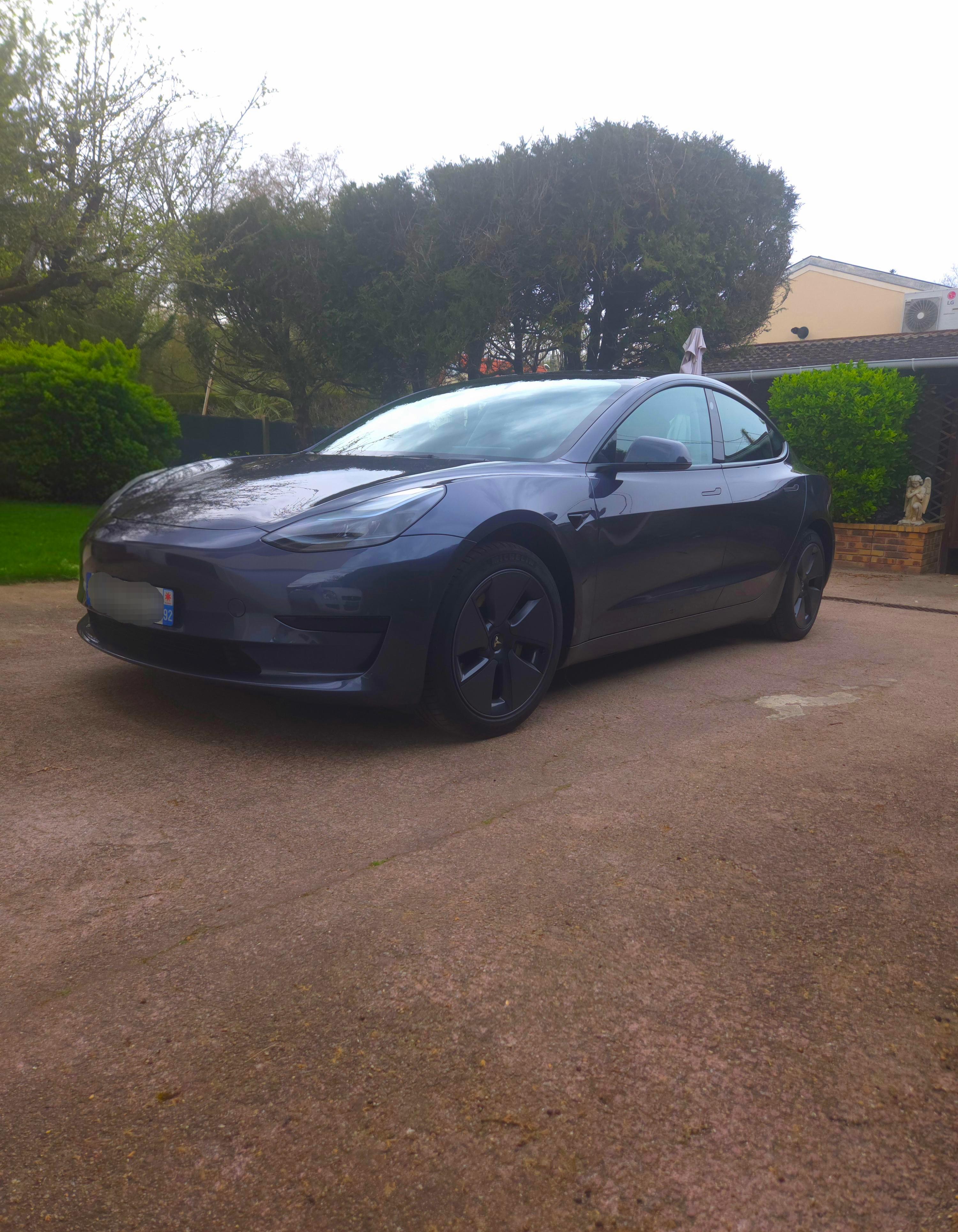 Tesla MODEL 3 2023 à Breuillet