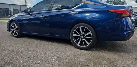 Nissan Altima 2019
