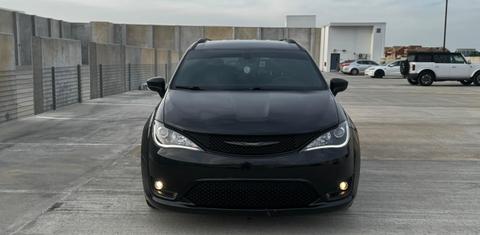 Chrysler Pacifica 2018
