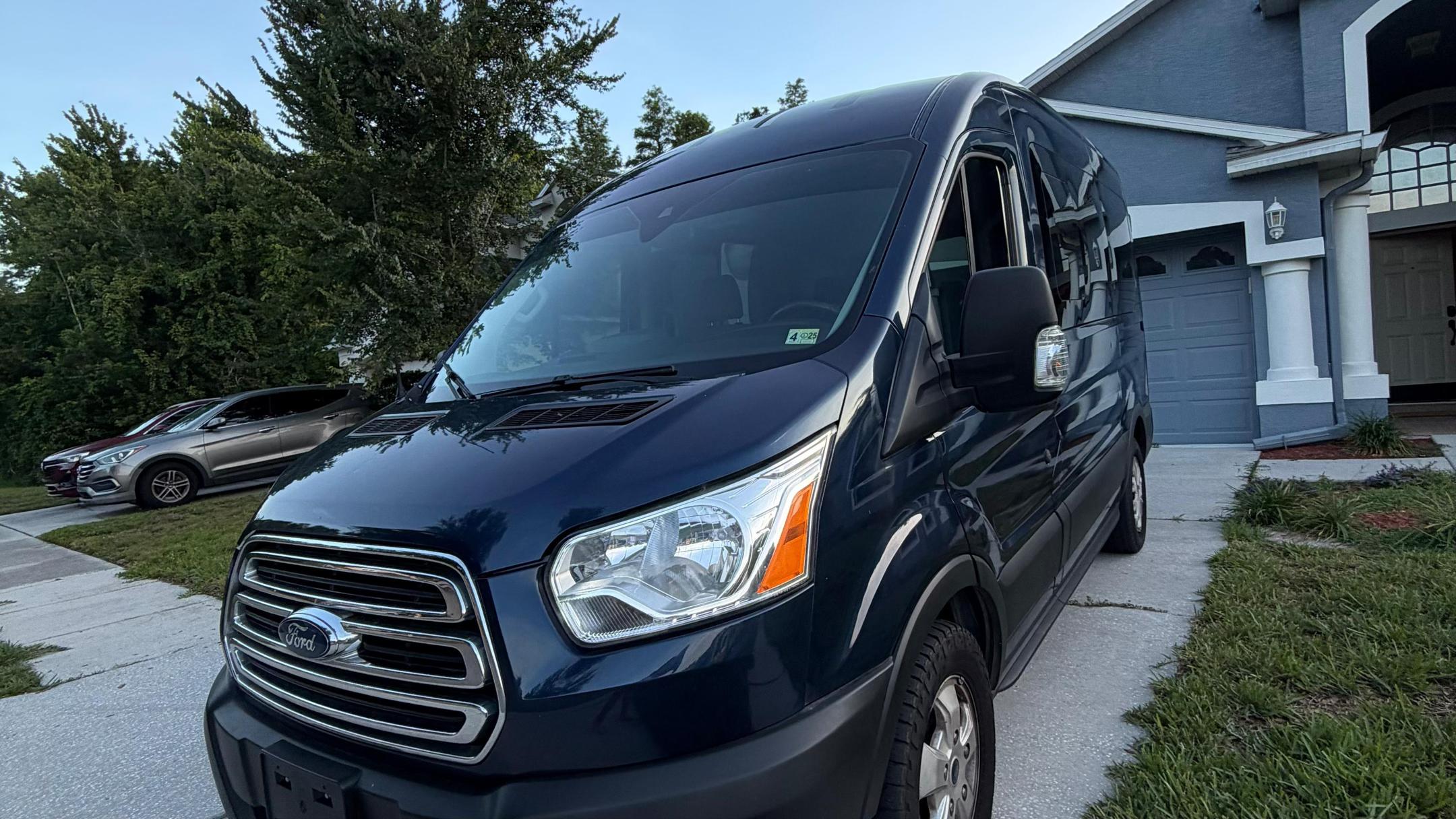 Ford Transit 2024 in Tampa, FL