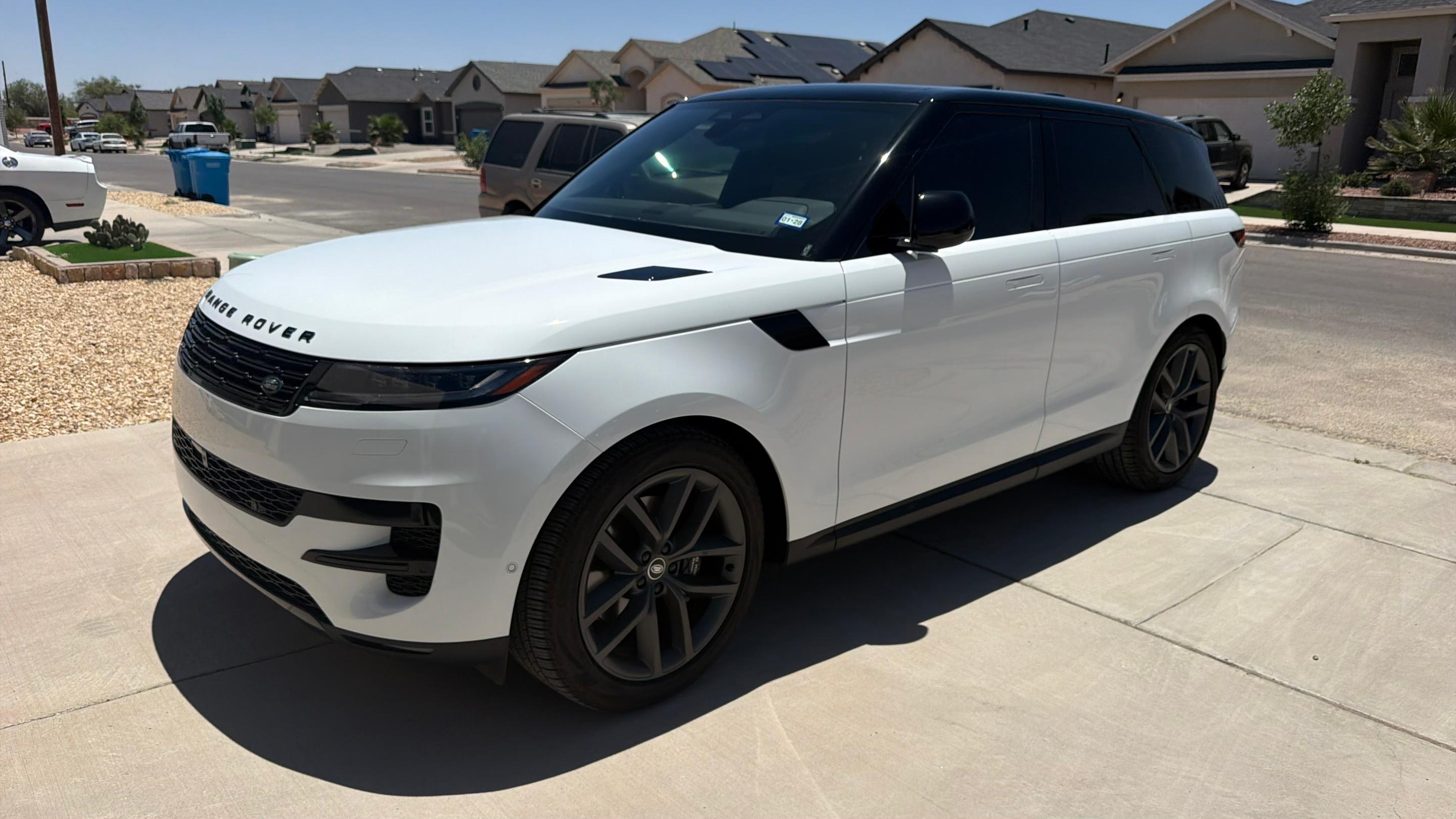 Land Rover Range Rover Sport 2025 in Socorro, TX