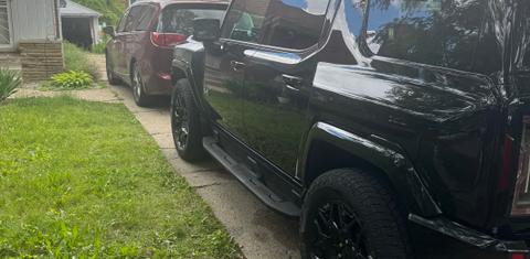 GMC HUMMER EV SUV 2026