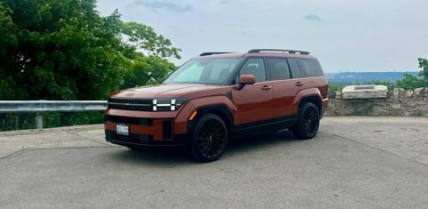 Hyundai Santa Fe 2025