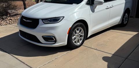 Chrysler Pacifica 2022