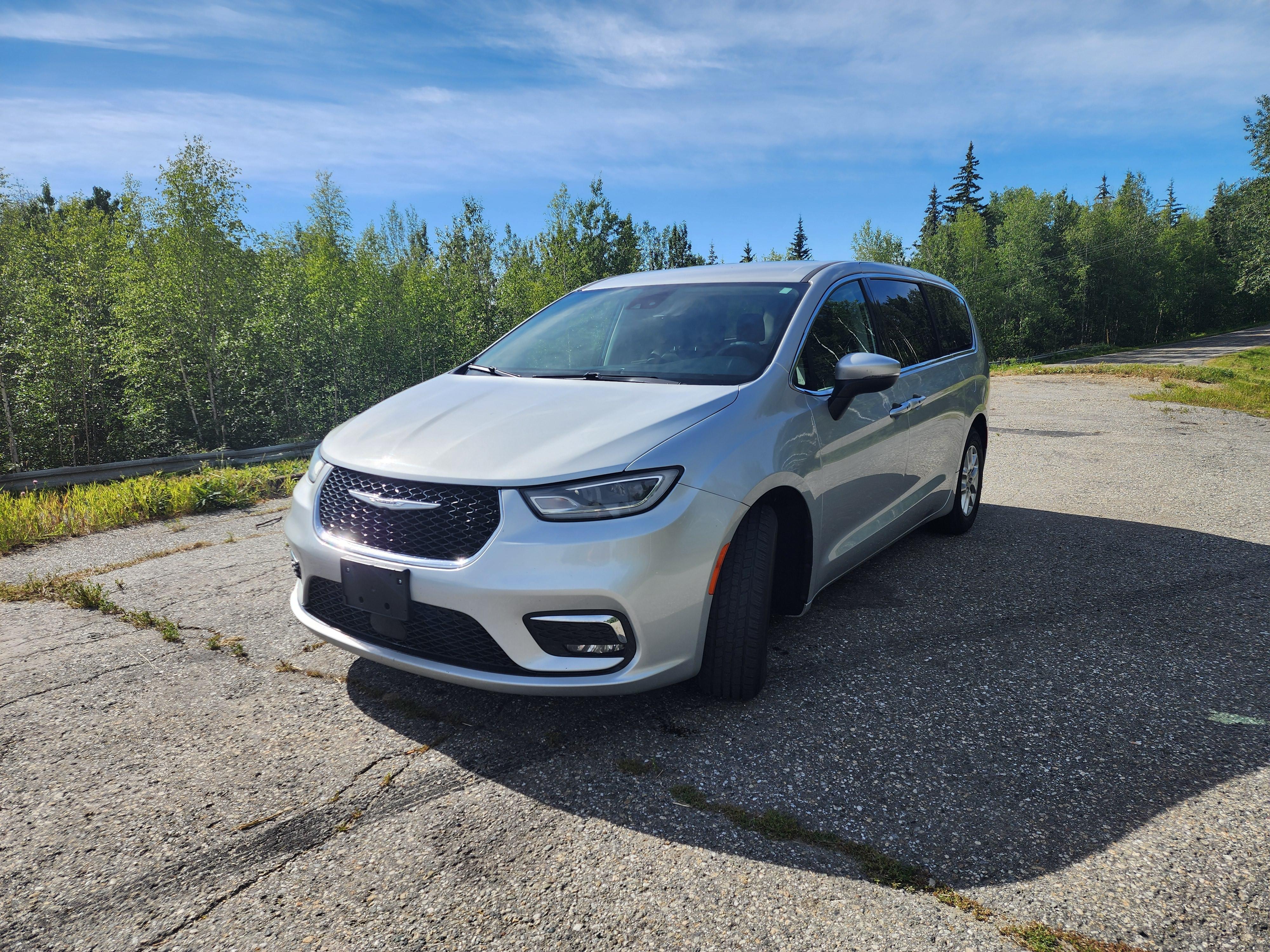 Chrysler Pacifica 2023 in Fairbanks, AK