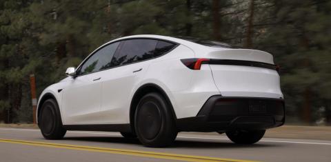 Tesla Model Y 2026