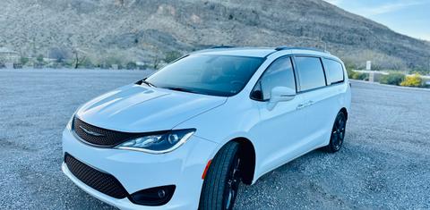 Chrysler Pacifica 2018