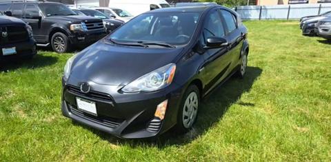 Toyota Prius c 2016