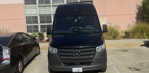 Mercedes-Benz Sprinter 2025