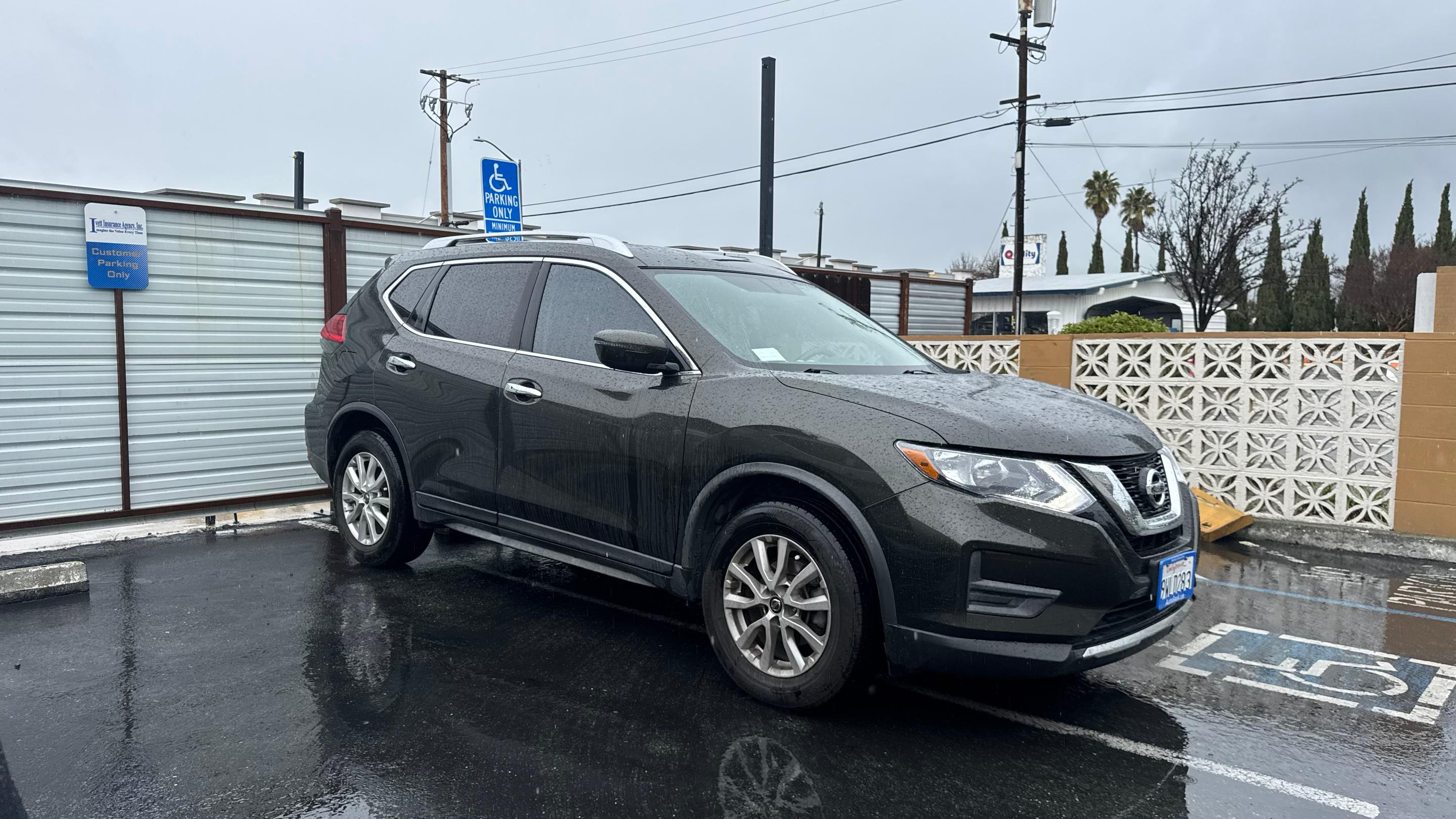 Nissan Rogue 2017 in 