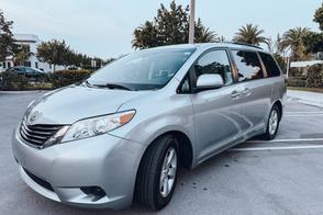 Toyota Sienna car