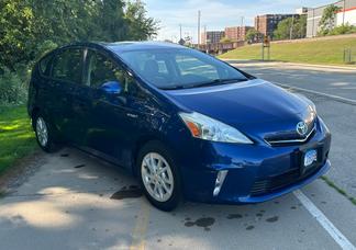 Toyota Prius v car