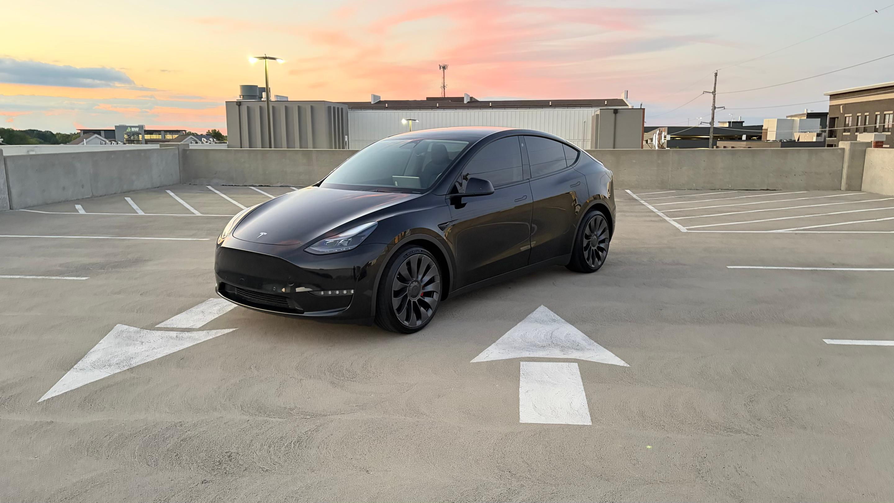 Tesla Model Y 2022 in Fishers, IN