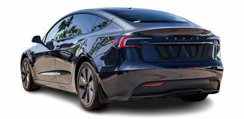 Tesla Model 3 2024