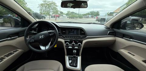 Hyundai Elantra 2019
