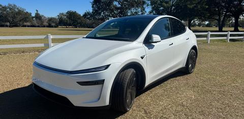 Tesla Model Y 2026