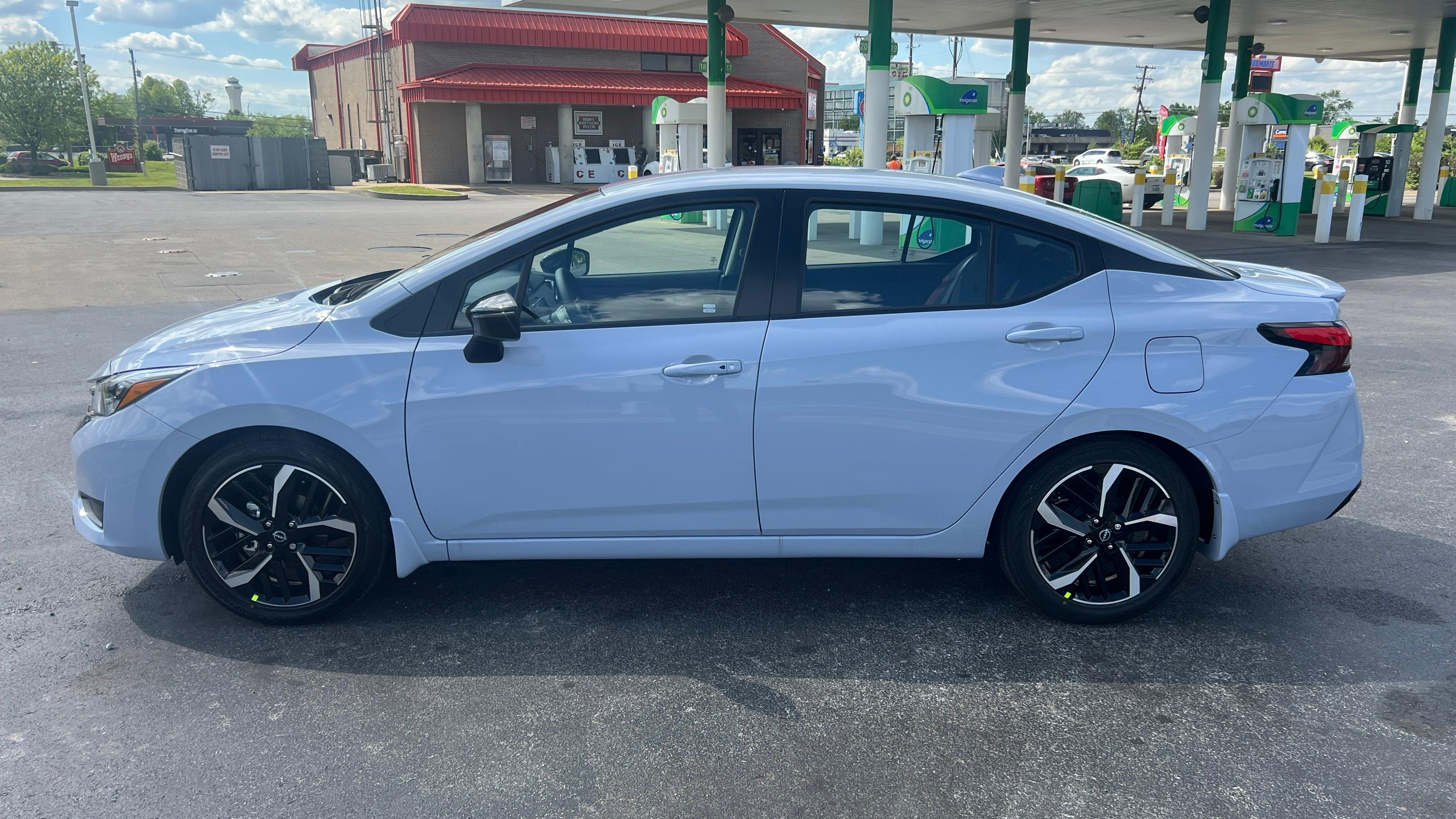 Nissan Versa 2024 in 