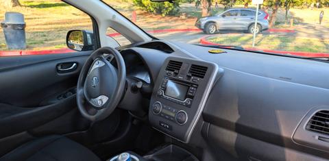 Nissan LEAF 2016