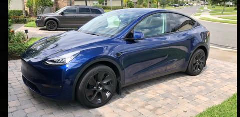 Tesla Model Y 2023