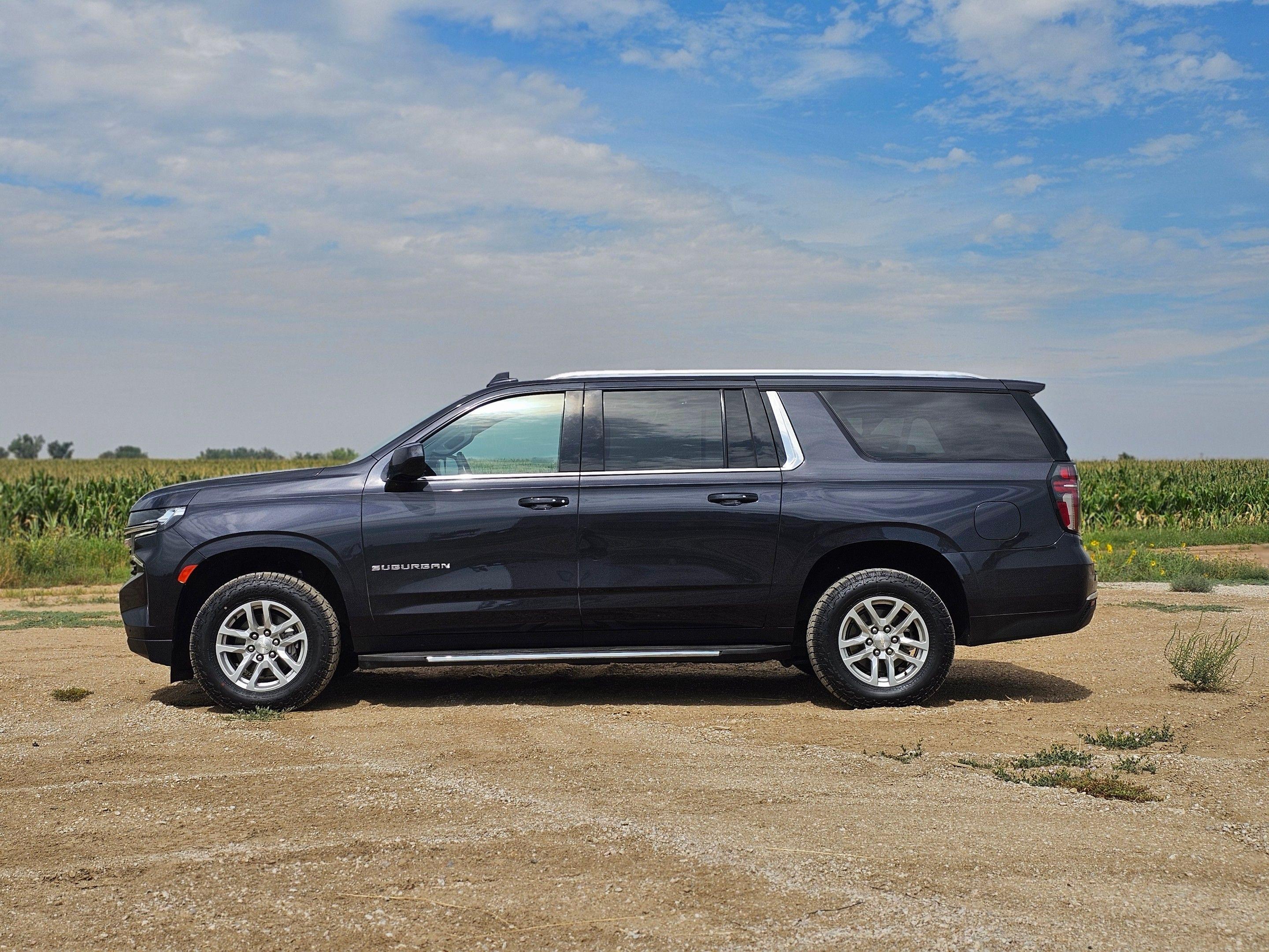 Chevrolet Suburban 2022 in Aurora, CO