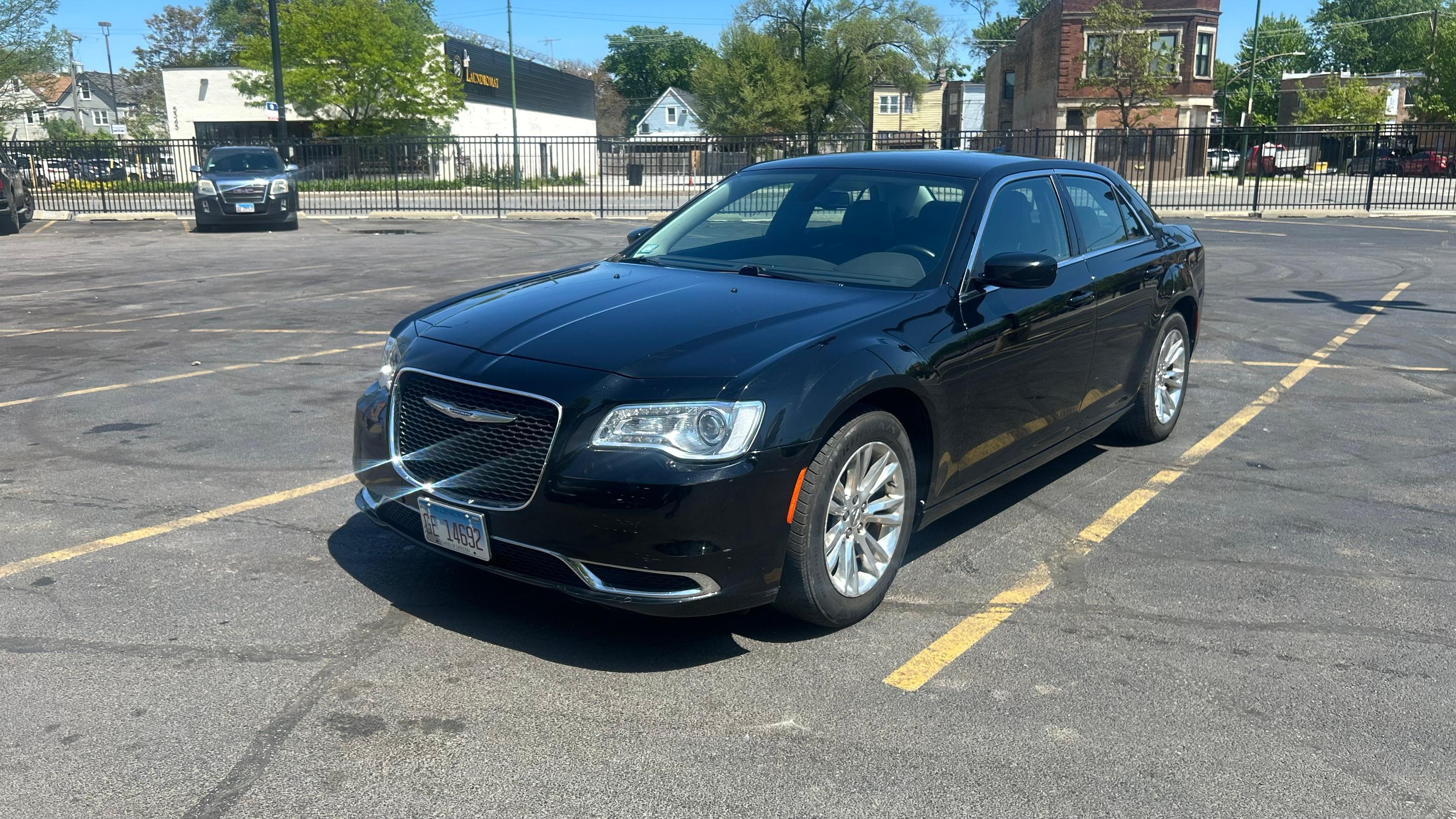 Chrysler 300 2017 in Chicago, IL