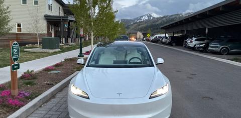 Tesla Model 3 2025