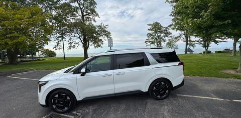 Kia Carnival 2025