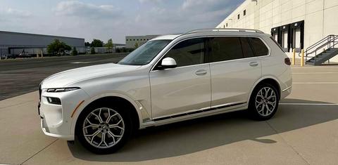 BMW X7 2025