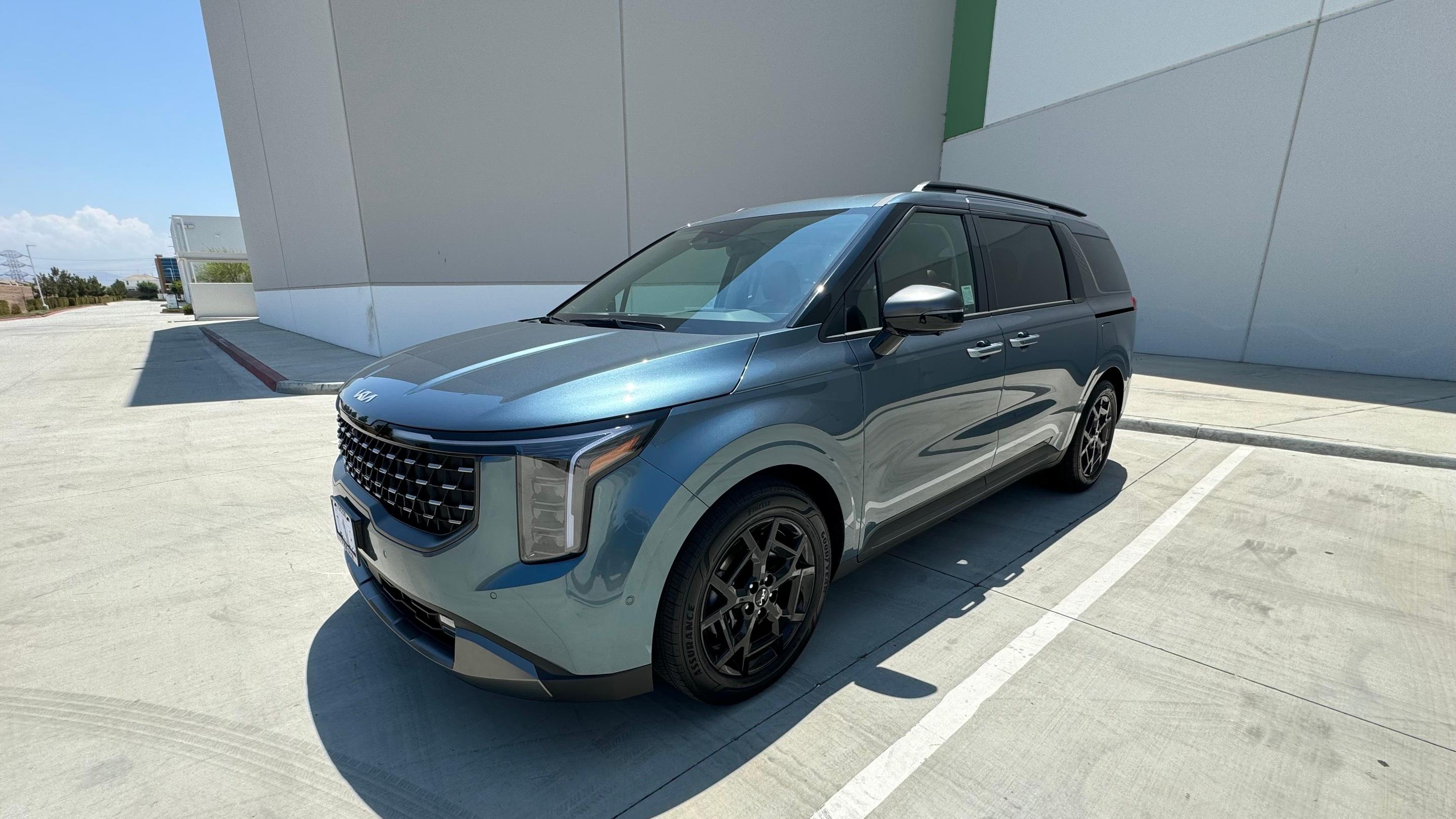 Kia Carnival 2025 in Ontario, CA