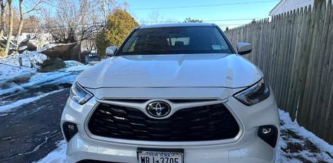 Toyota Highlander 2025
