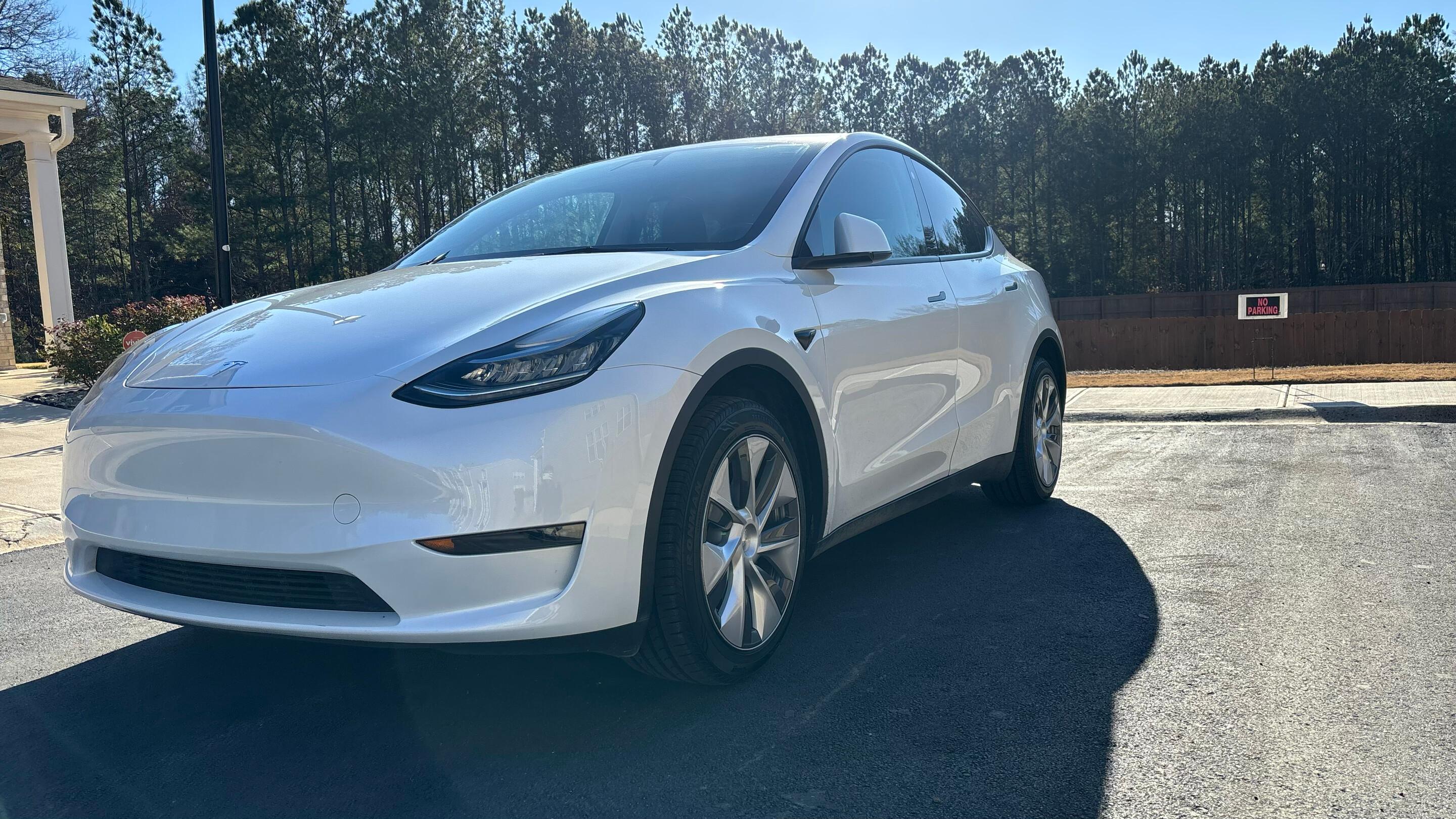 Tesla Model Y 2023 in Fairburn, GA