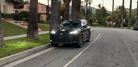 Lexus LX 2024