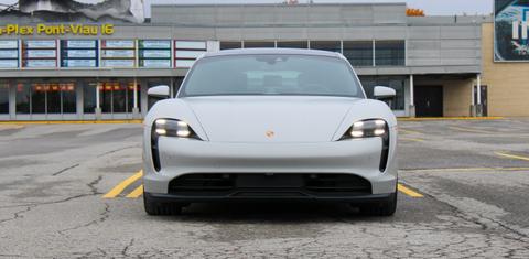 Porsche Taycan 2023