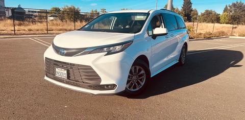 Toyota Sienna 2023