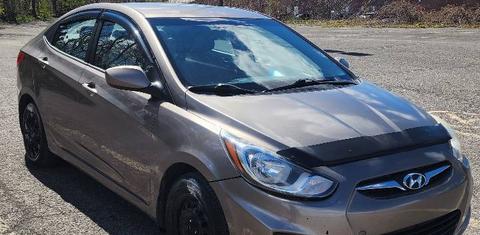 Hyundai Accent 2013