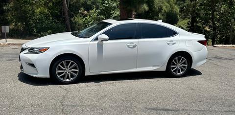 Lexus ES 2016