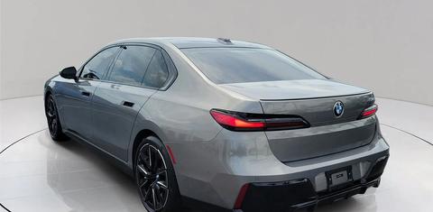 BMW 7 Series 2024
