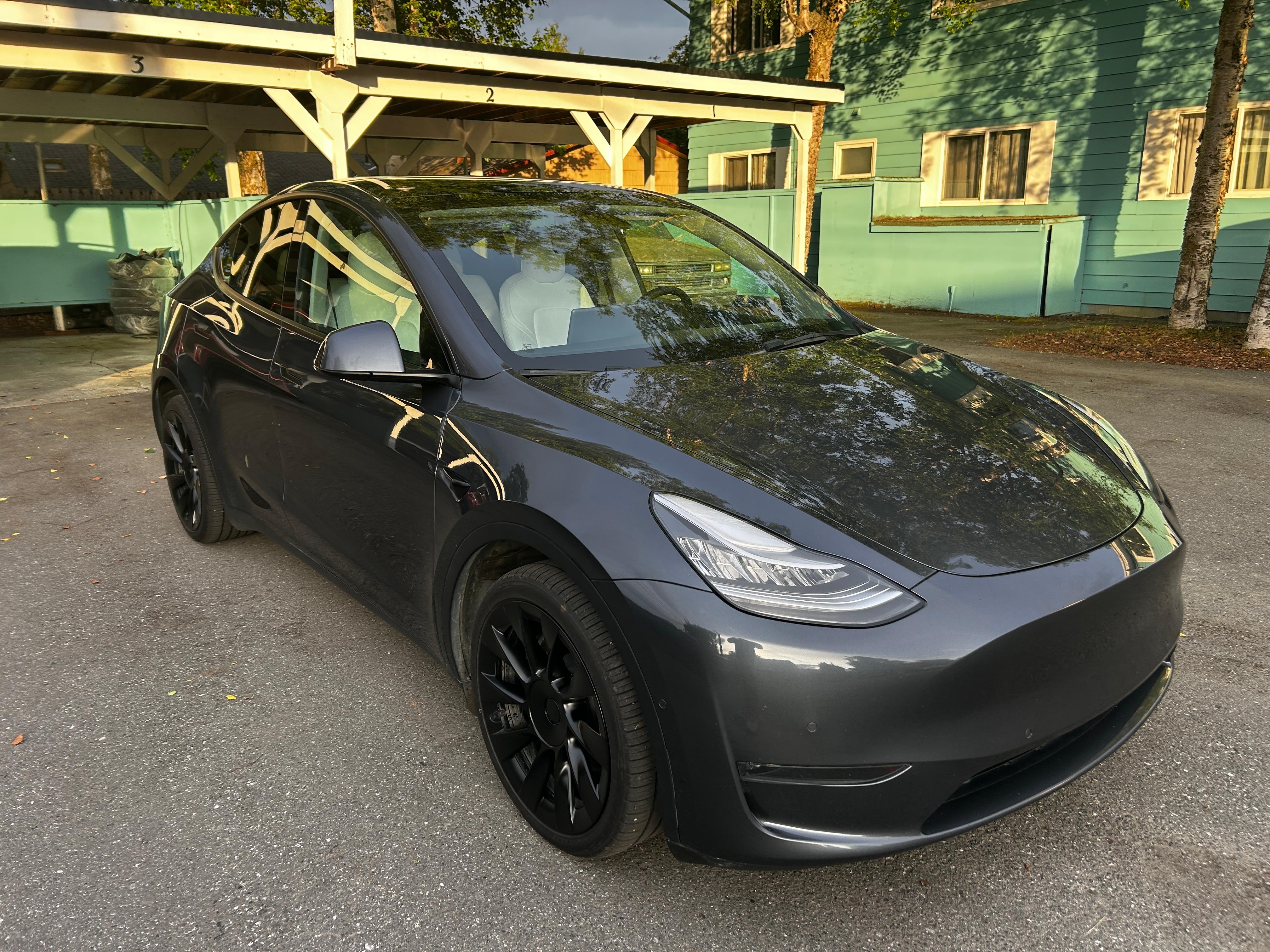 Tesla Model Y 2021 in Anchorage, AK