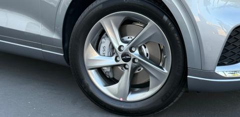 Genesis GV70 2026